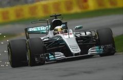 «Mercedes» piloti dominē Itālijas «Grand Prix» treniņbraucienu pirmajā dienā