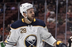 Girgensonam ar «Sabres» uzvara pār Ovečkinu un «Capitals»