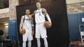 Foto: Kristaps Porziņģis pielaiko "Mavericks" formu mediju dienā