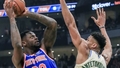 NBA aizvadītajā naktī: Adetokunpo "Bucks" sagrauj "Knicks" un izcīna jau 12. uzvaru pēc kārtas