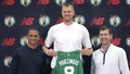 Porziņģis NBA žurnālistiem atklāj pēdas savainojuma iespējamo iemeslu