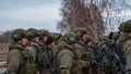 Putins atkal paraksta dekrētu par armijas palielināšanu
