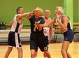 Turpinās maksibasketbola čempionāts