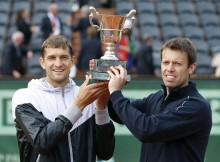 Nestors un Mirnijs aizstāv "French Open" titulu