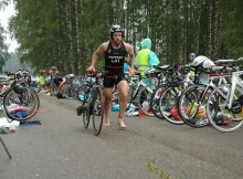 Video: Sportlat Vaidavas triatlons pulcē vairāk nekā 300 daībniekus