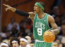 Rondo vēlas kļūt par izcilāko saspēles vadītāju "Celtics" vēsturē