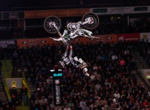 Bizārs FMX Latvijas Grand Prix izcīna trešo čempiona titulu