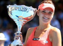 Par sezonas pirmo WTA čempioni kļūst Radvanska