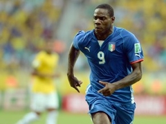 Balotelli nespēlēs Konfederāciju kausa pusfinālā