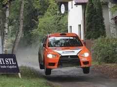 Video: Labākie momenti un avārijas no rallija "Latvija 2013"