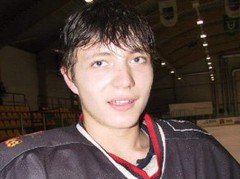 "Ozolnieki/Monarhs" bullīšos apspēlē "Kurbadu"