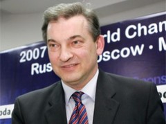 Tretjaks: "KHL lielāku uzsvaru jāliek uz Krievijas klubiem"