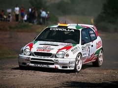 "Toyota" sāk testēt "Yaris WRC" rallija auto