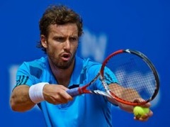 Gulbis sarūpē Janovičam astoto zaudējumu pēc kārtas