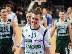 "Žalgiris" revanšējas "Lietuvos rytas" un panāk izšķirošo spēli Viļņā