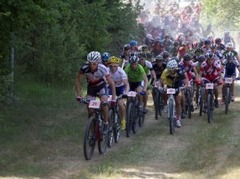 SEB MTB maratons ar sportiskām intrigām turpināsies Vietalvā