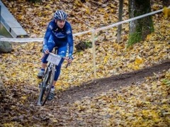 Pizika kausa izcīņa velokrosā startē ar Sorokina uzvarām Ikšķiles trepēs un Rīgas dubļos