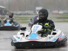 Pārsteigumu pilnā "OpenKart" sacīkstē Jelgavā joprojām nepārspēts Štolcermanis