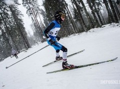 Latvijas jaunie distanču slēpotāji atkal tiek pie godalgām Igaunijā