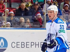 Pujacs asistē, "Neftekhimik" turpina cīņu par play-off