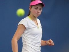 Ostapenko zaudē pusfinālā