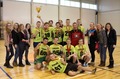 Foto: Ogres novada atklātajā amatieru florbola čempionātā triumfē "Madliena"