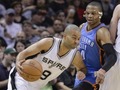 "Spurs" sagrauj "Thunder" ar +39, Hovards atgriežas Hjūstonas sastāvā