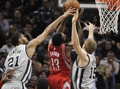 "Spurs" aptur Hārdenu un izcīna devīto uzvaru pēc kārtas