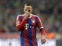 Švainštaigers un RIberī veselības problēmu dēļ izlaidīs pirmo spēli Portu