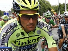 ''Tinkoff-Saxo'' braucējs Baso sēklinieku vēža dēļ pamet ''Tour de France''