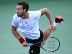 Gulbis apspēlē Jangu, ceturtdaļfinālā spēlēs pret Džokoviču