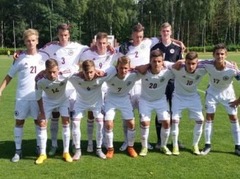 U16 futbolistiem neizšķirts pret Lietuvu