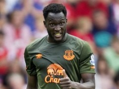 Lukaku divi vārti palīdz "Everton" sakaut "Southampton"