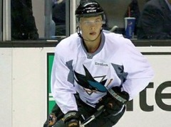 Jevpalovam divas piespēles AHL spēlē, Ābolam un Bukartam pa piespēlei WHL