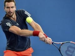 Gulbis "Australian Open" sāks pret Šardī, Ostapenko viena uzvara līdz Viljamsai