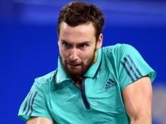 Gulbis turpina uzvaru sēriju pār Rožē-Vaselānu