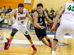 Mejeris un Kruss pēdējā minūtē izrauj VEF uzvaru Minskā