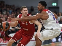 Strēlniekam 10 punkti Bambergas pirmajā uzvarā pār CSKA