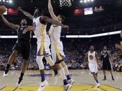 "Spurs" pret "Warriors" plāno spēlēt labākajā sastāvā