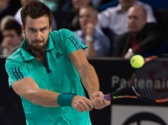 Gulbis Barselonā sāks māla sezonu