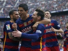 "Barcelona" grauj derbijā un tuvojas titulam, "Real" apsteidz "Atletico"