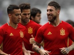 "Euro 2016" cīņās iesaistās Spānija, E grupā favorītu mačs
