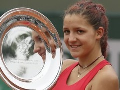 "French Open" junioru čempione Masarova pārspēj Jankoviču