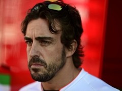 Alonso: "Hamiltons ir grūts komandas biedrs"