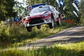 Mīke kļūst par pirmo britu, kurš uzvarējis Somijas rallijā