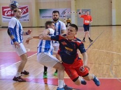 Čempioni pārspēj vicečempionus, pirmā uzvara MSĢ/LAT-98