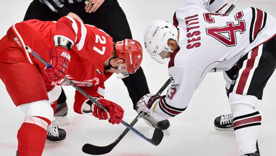 Video: Rīdziniekam Sestito otrais labākais spēka paņēmiens KHL nedēļā