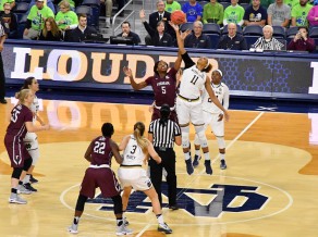 Fomina un Krēsliņa zaudē ASV komandai #1, Dreimanei pirmie punkti Sietlā