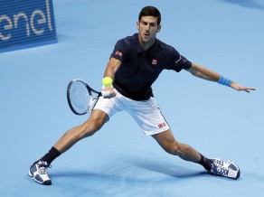 Džokovičs perfekts grupā, svin 30. uzvaru finālturnīros