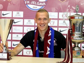 "Jelgava" pagarina līgumus ar Freimani, Lazdiņu un Perepļotkinu